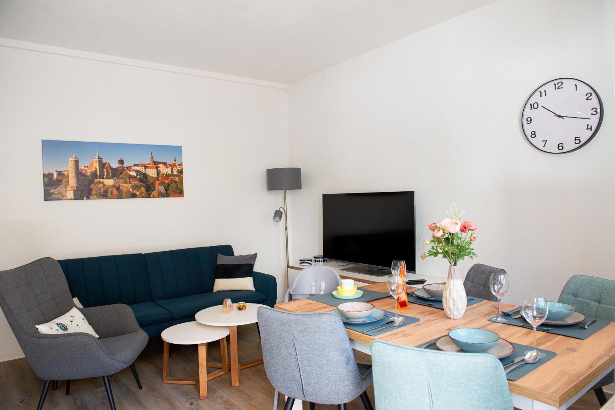 Savor Appartement 5 Personen 2 Schlafzimmer Babybett Netflix Balkon Zentrum Bautzen Bagian luar foto